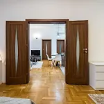 Silver Swan Downtown With Parking Apartament Budapesta