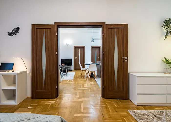 Silver Swan Downtown With Parking Apartman Budapest